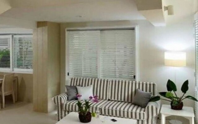 Baan Sea Talay Service Apartment