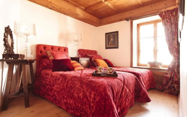 Top of the World Apartment