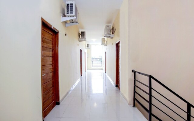 Eirini Family Homestay by OYO Rooms
