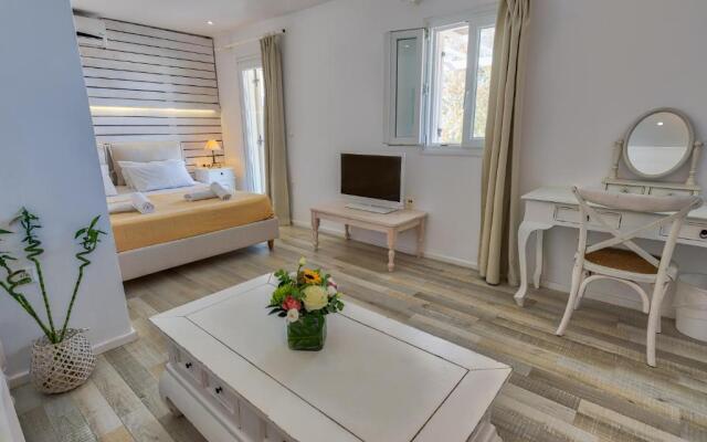 With-inn Mykonos Suites