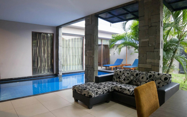 Abian Residence