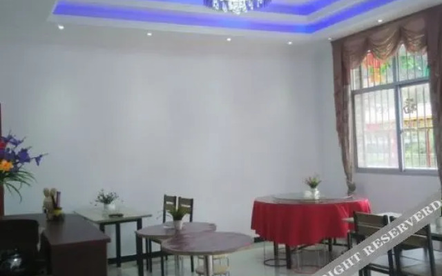 Yuanmengju Hotel (Zhashuiying Town Station Branch)