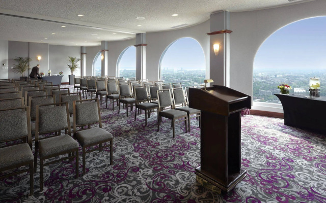 Montreal Marriott Chateau Champlain