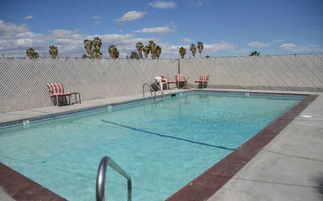 Mojave Trails Inn and Suites