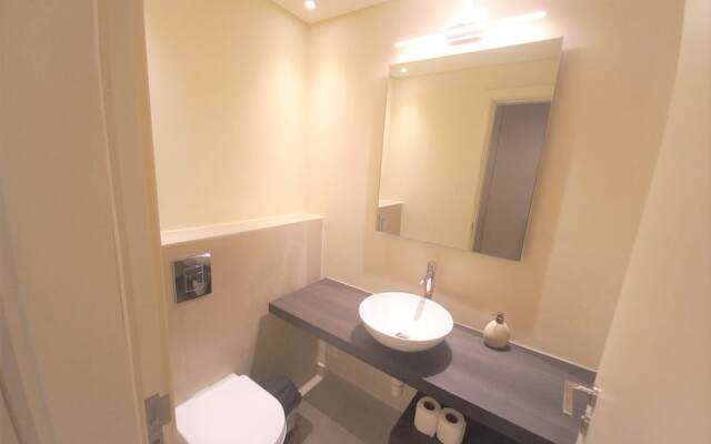 Stunning 1 Bedroom Balcony at Park View Dubai