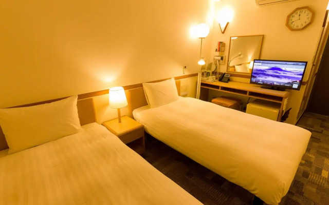 Toyoko Inn Shonan Hiratsuka Station Kita 1