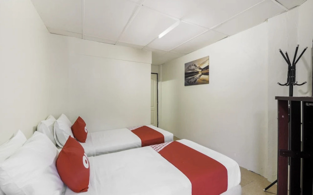 OYO 930 Born Guest House