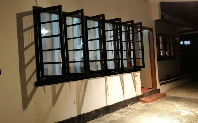 Farm Guest House - Hostel