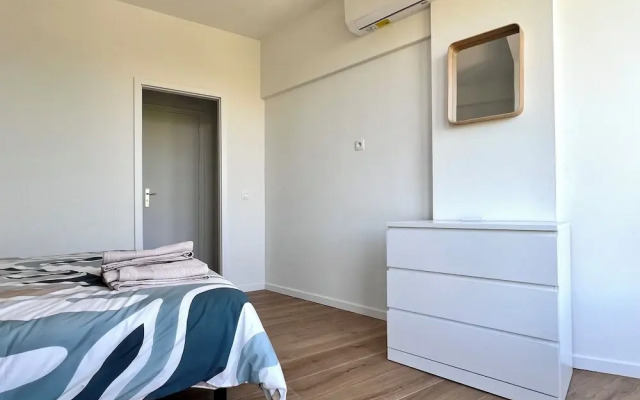 Cozy fully equipped center Liege for 4