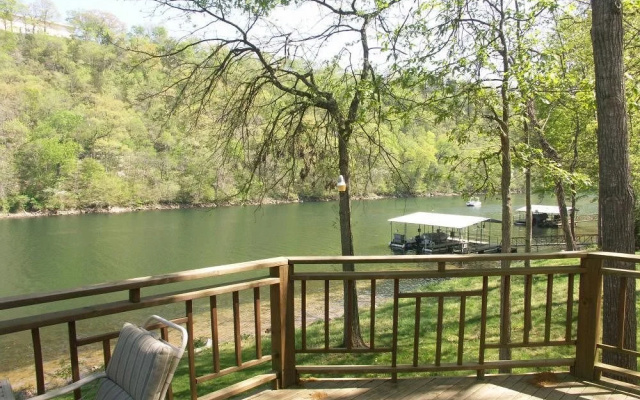Lilleys' Landing Resort & Marina