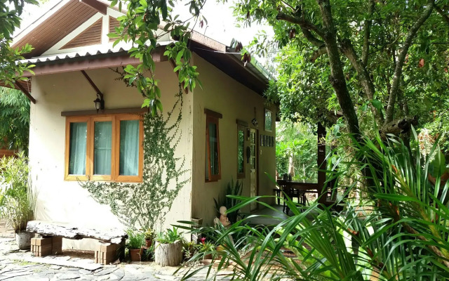 Rai Lung Tui Homestay