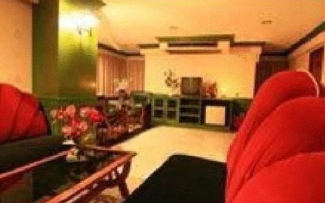 13 Coins Airport Grand Resort