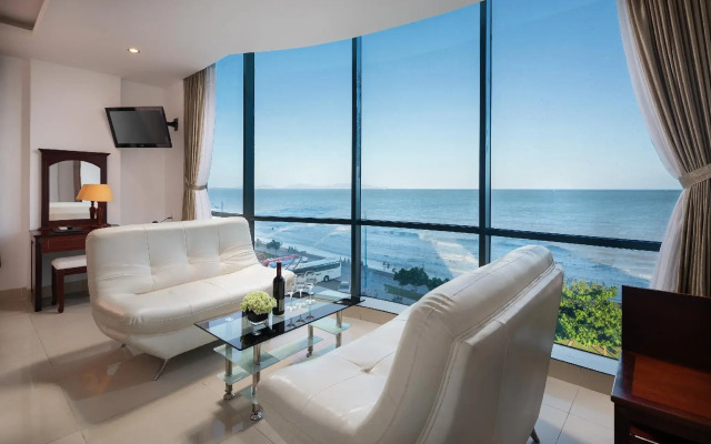 Corvin Hotel