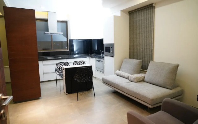 Ebony Residency