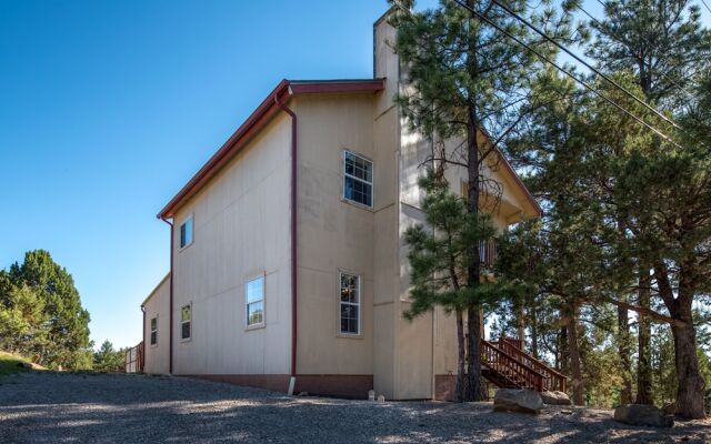 Ruidoso Three-bedroom