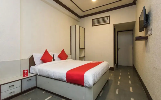 OYO 2760 Hotel Chanakya