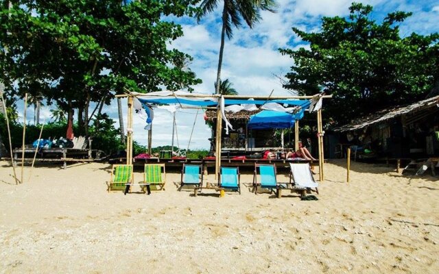 Lanta New Beach Bungalows