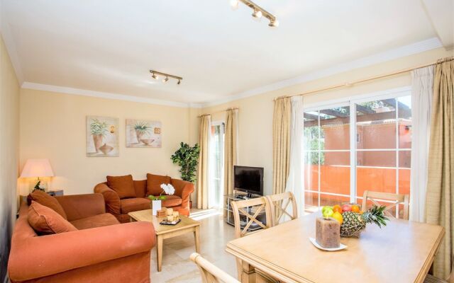 Elviria 3 bed apartment close to beach JP4D