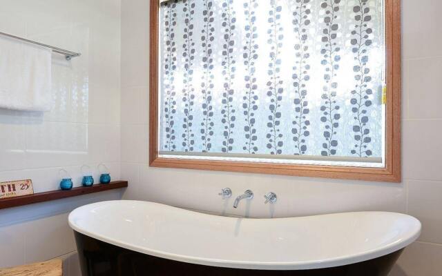 Trafalgar Premium Vintage Suites