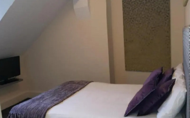 Devonshire House Hotel