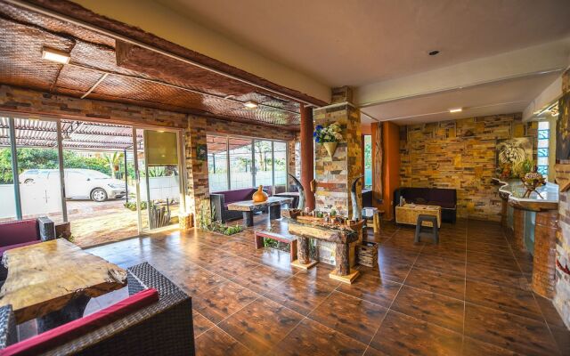 African Tribe Hotel