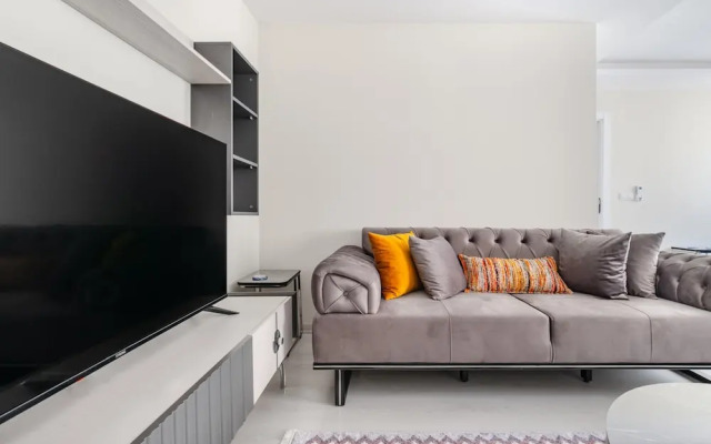 Sea View Duplex w Terrace in Goldenhorn