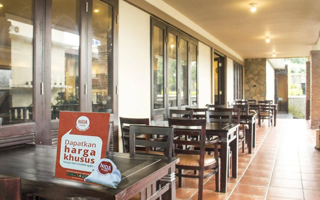 NIDA Rooms Tugu Railway Station