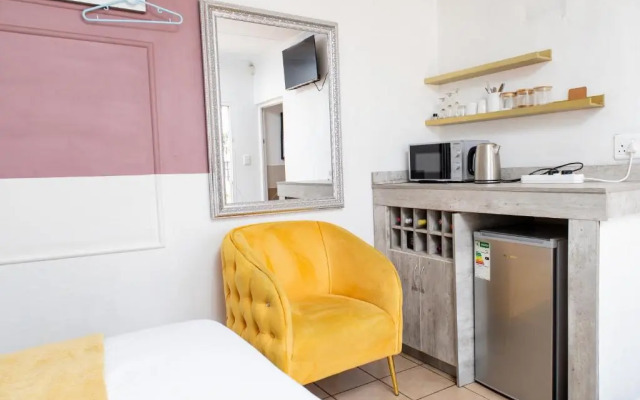 A1 Airport Lodge