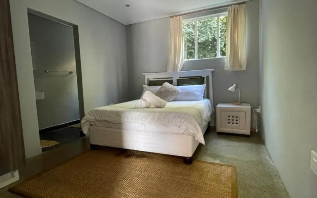 Monument Park Mansion - now on Solar power