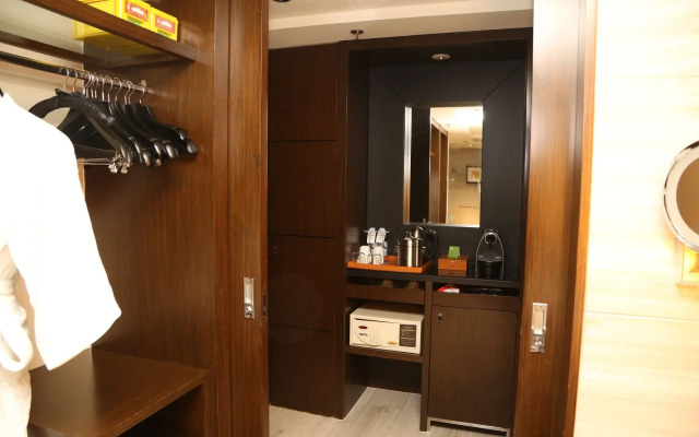 Courtyard by Marriott Shanghai Xujiahui