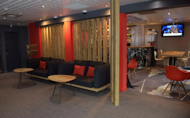 ibis Lyon Gerland Rue Merieux