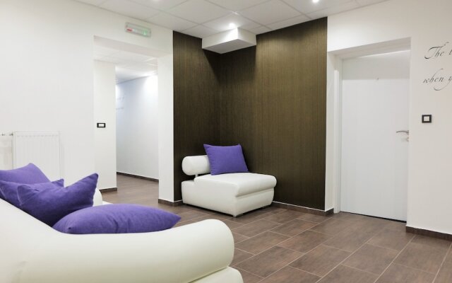 Artorius Luwiana Suites