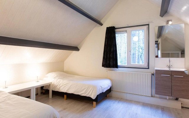 Nice House With a Dishwasher, Giethoorn at 21 km