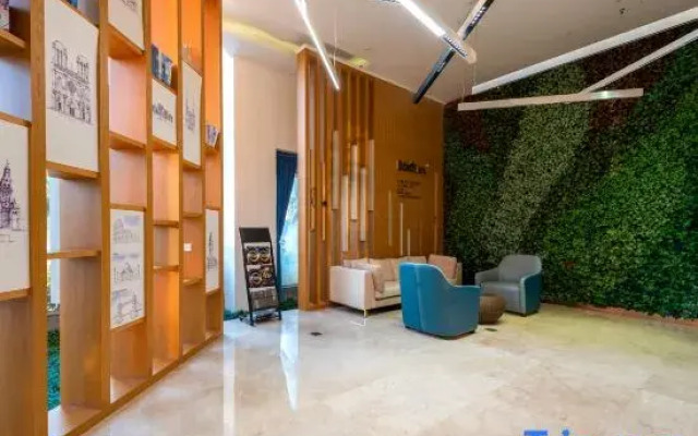 Zhongshan Randa Plaza Rezen Select Hotel