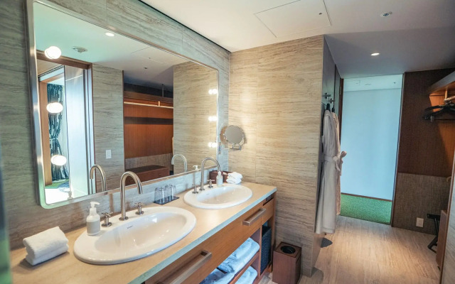 The Aoyama Grand Hotel