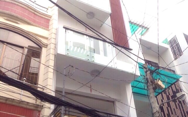 Qhome Saigon - Vo Van Tan