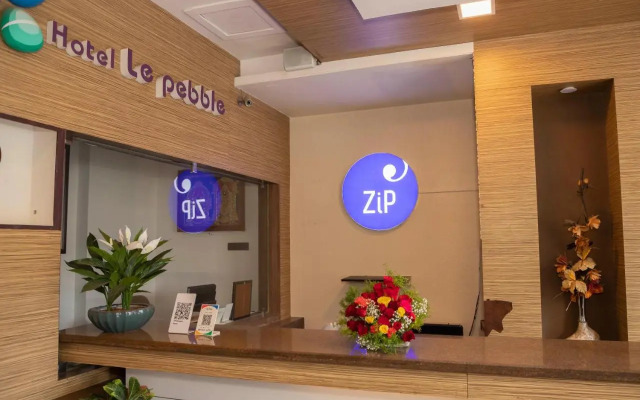 Vits By Spree Hotels Le Pebble