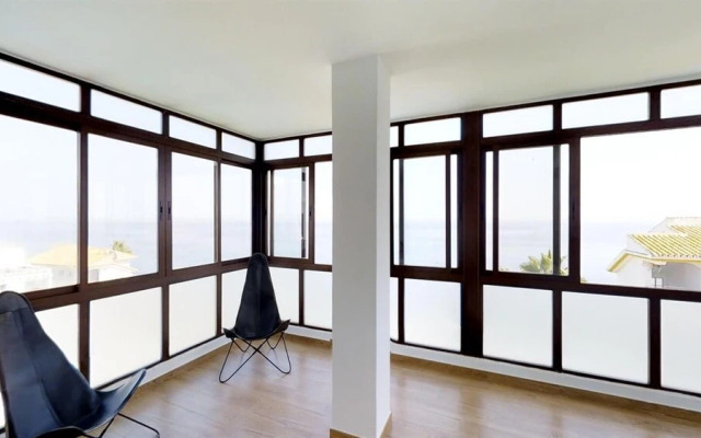 Fantastic First Line Penthouse