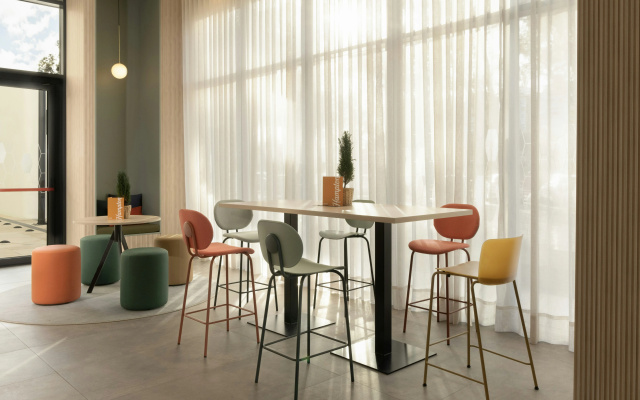 Hampton By Hilton Malaga Martiricos