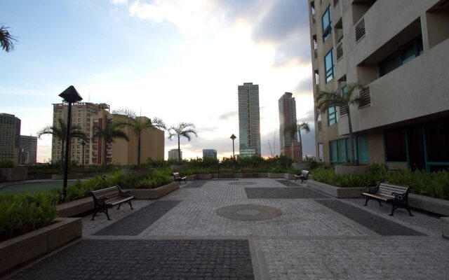 1 Br Robinsons Place Manila- Rpr07