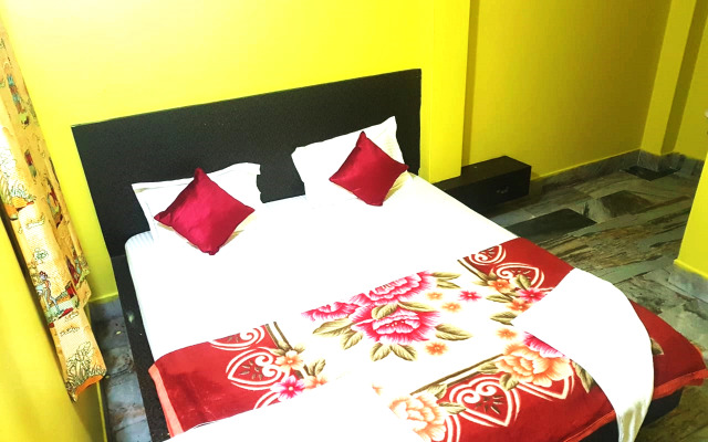 Goroomgo Jully Lodge Puri