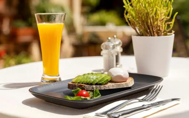 Petit Hotel Restaurante Ses Rotges - Adults Only