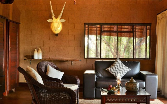 Zwahili Game Lodge & Spa