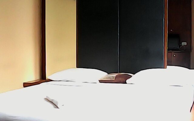 Royal Garden Home Hotel