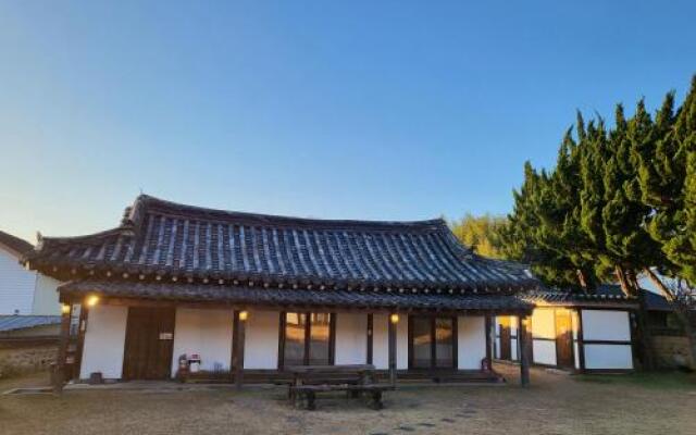 Mansongjeong