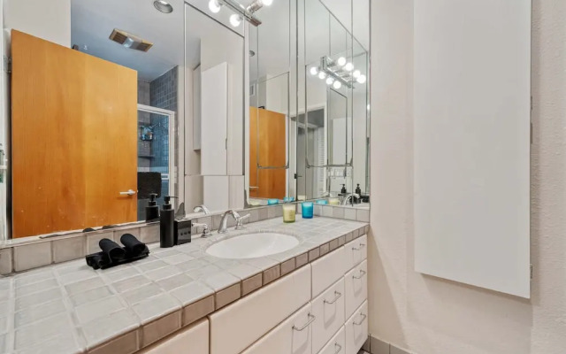 NEW - 1 Location-family-5br-yard-gym-parking