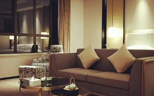 Ramada Plaza by Wyndham Shengzhou City Center