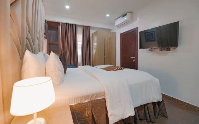 La Regia Airport Hotel