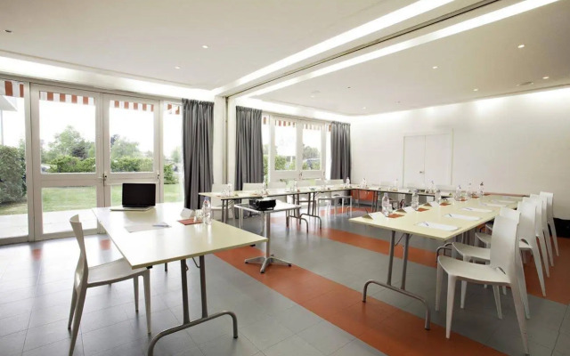 Sure Hotel Bordeaux Aeroport