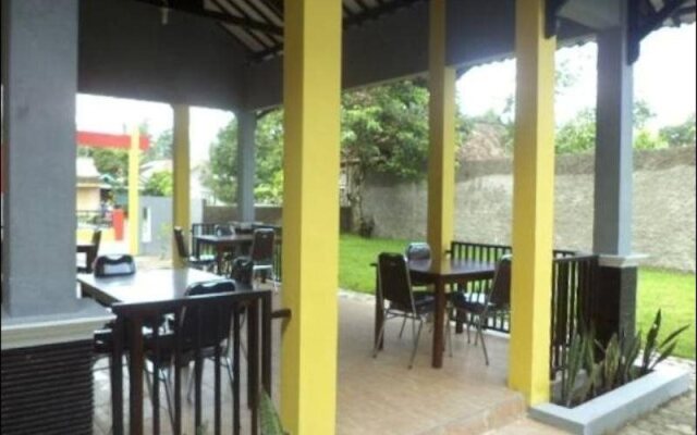 Borobudur Village Inn